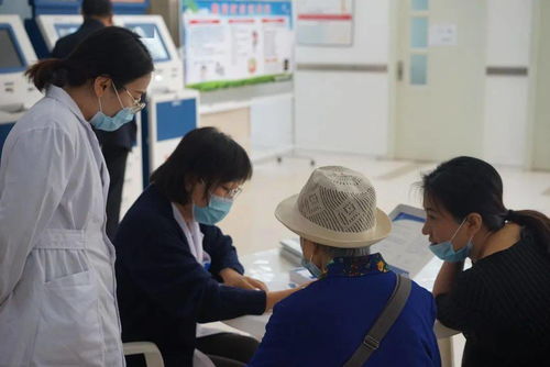 從容面對，不再逃避 遼寧省金秋醫(yī)院舉辦關(guān)愛記憶障礙老人健康講座，為成年人提供科學(xué)照護(hù)指南